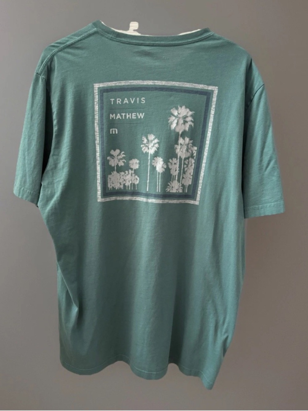Travis Mathews Shirt Men's Size XXL Green Short Sleeve Palm Tree Shirt - see pic